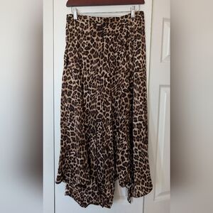 Leopard print skirt size medium